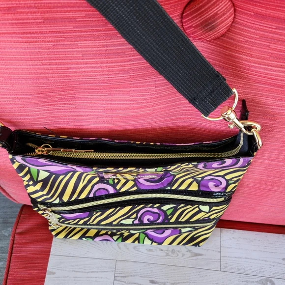 Betsey Johnson Purple and Yellow Crossbody Bag READ DISCRIPTION BEFORE PURCHASE! - Picture 4 of 10